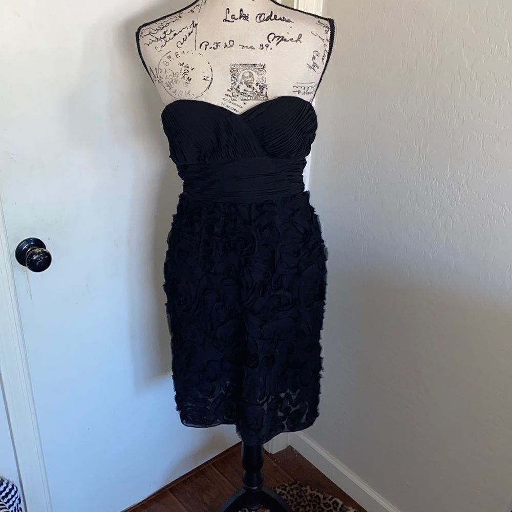 JS Collections Black Strapless Detailed Dress